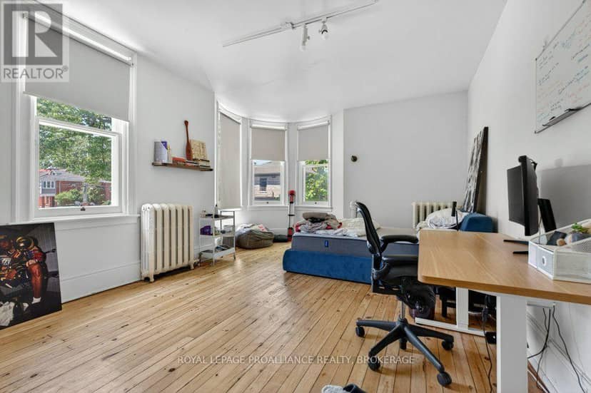 162 Earl Street — photo 17 of 40