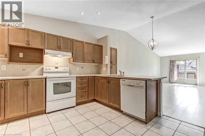 19 HANLON Place Unit# 15 — photo 4 of 25