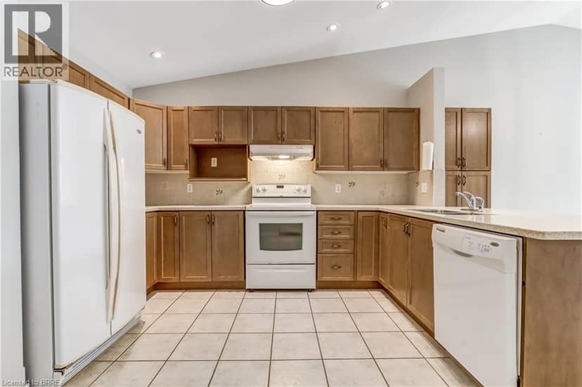 19 HANLON Place Unit# 15 — photo 3 of 25