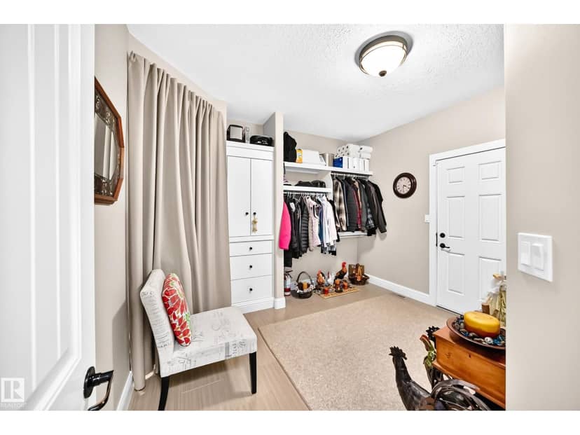 45 Lacombe Dr — photo 15 of 40