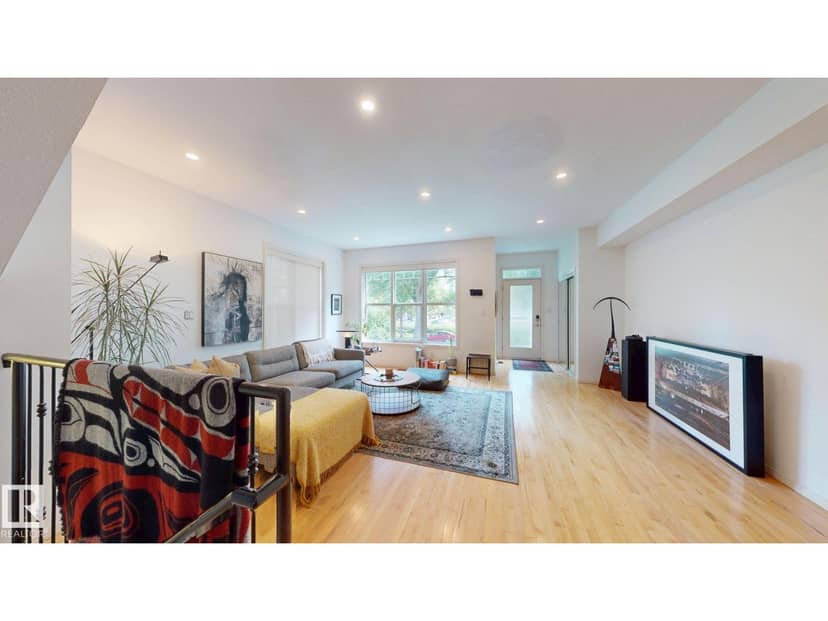 9846 112 ST NW, Edmonton, photo 2