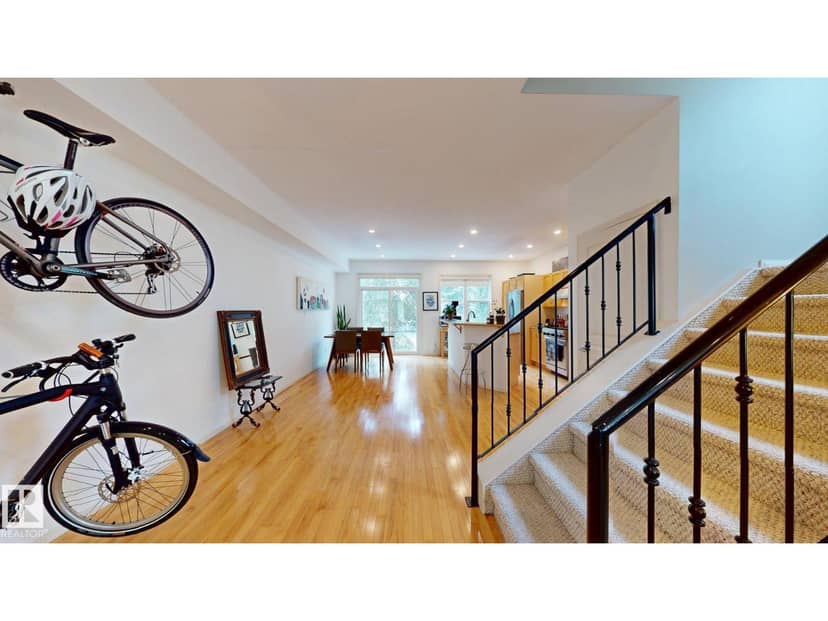 9846 112 ST NW, Edmonton, photo 3