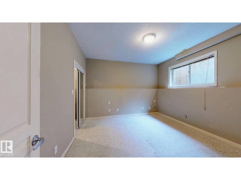 9846 112 ST NW — photo 38 of 38