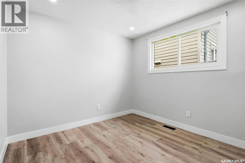 1909 Montreal STREET — photo 15 of 32