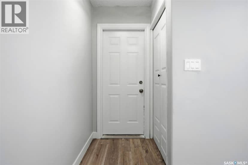 1909 Montreal STREET, Regina, photo 3