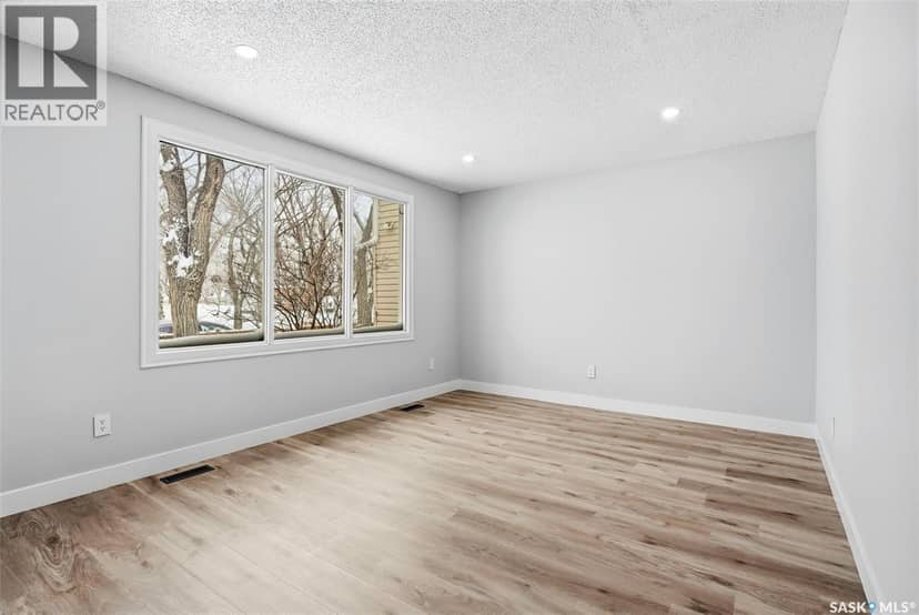 1909 Montreal STREET, Regina, photo 5