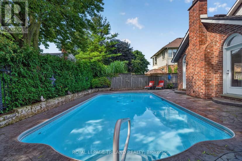 5 Martinet Avenue — photo 39 of 40