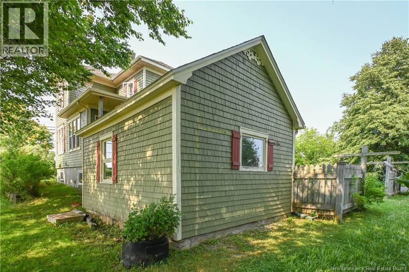 98 Saint-Pierre Ouest Boulevard, Caraquet, photo 7