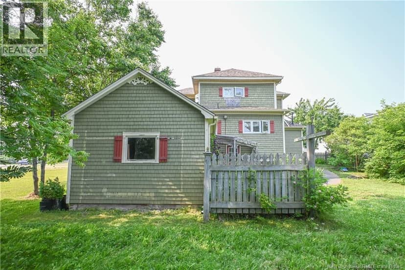 98 Saint-Pierre Ouest Boulevard, Caraquet, photo 8