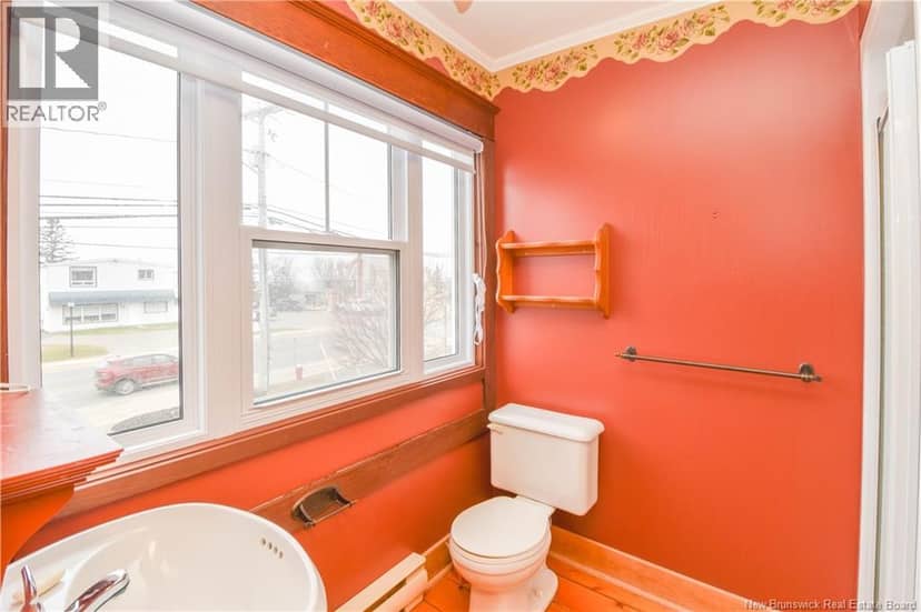 98 Saint-Pierre Ouest Boulevard — photo 18 of 40