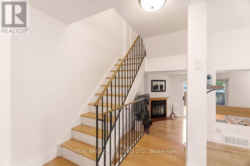 1699E Lamoureux Drive — photo 16 of 35