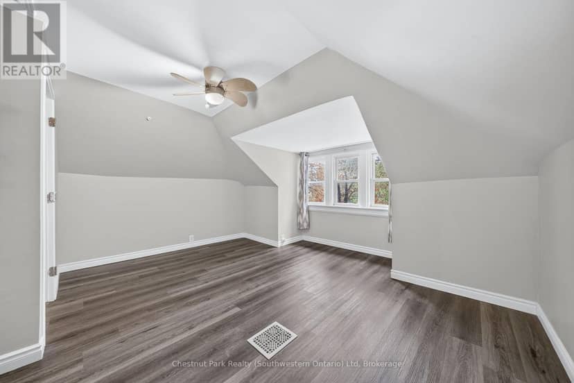 274 Water Street, Guelph, photo 4