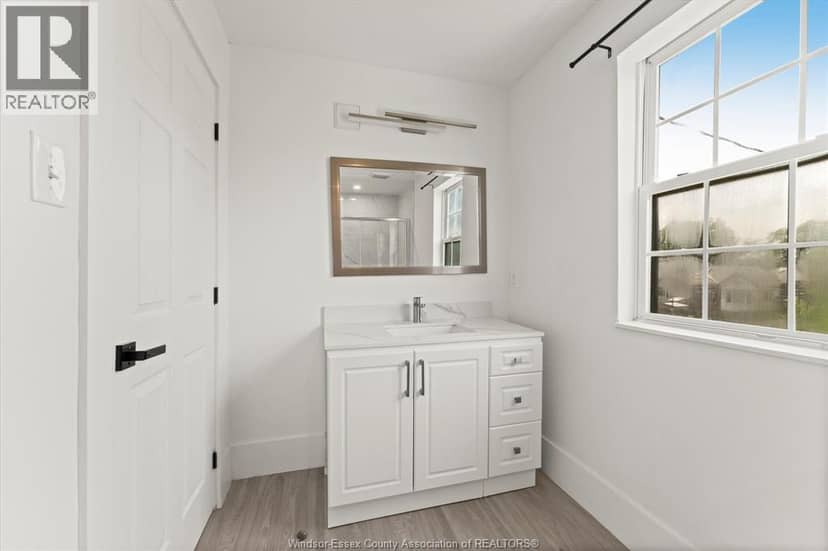 371 Curry — photo 25 of 40