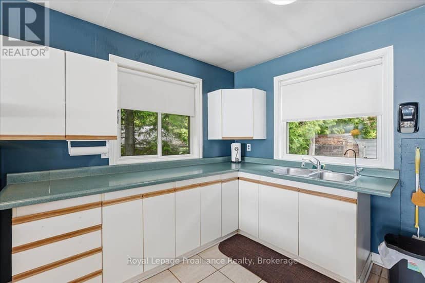 838 Trenear Road — photo 15 of 32