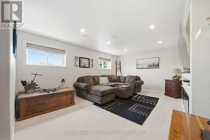 289 Kings Road — photo 33 of 40