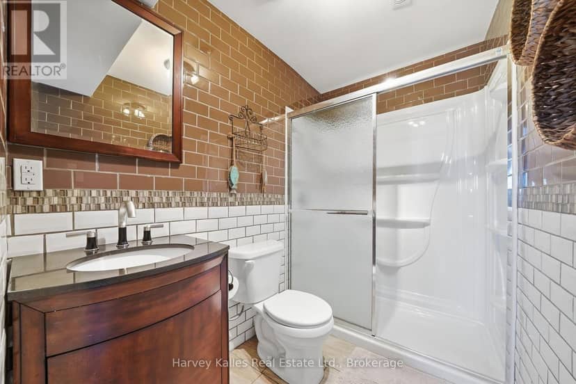 289 Kings Road — photo 36 of 40
