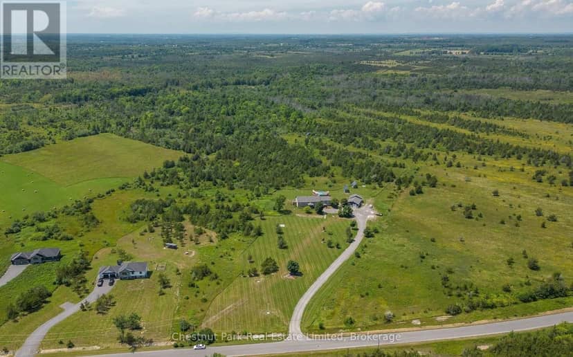 1398 Old Milford Road, Prince Edward County, photo 2