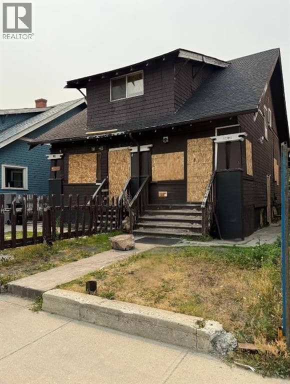 1703 12 Avenue SW, Calgary, photo 2