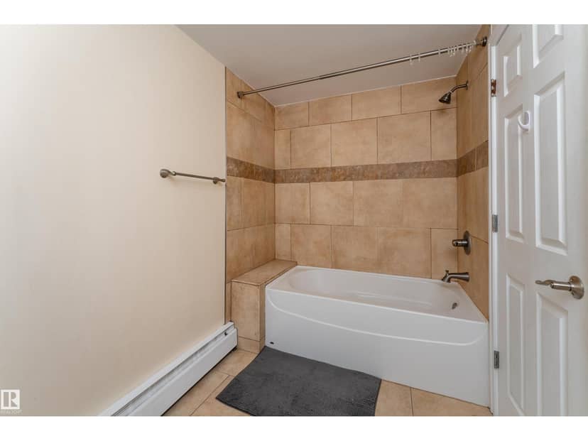 11120 83 AV NW — photo 20 of 40
