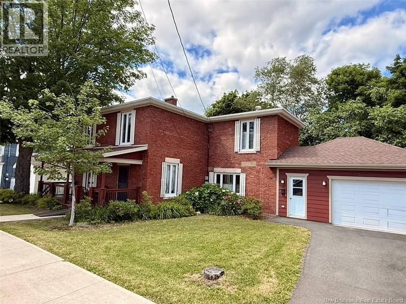 11 Dufferin Street — photo 17 of 24