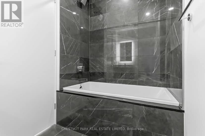 3102 - 1315 Bay Street — photo 16 of 29
