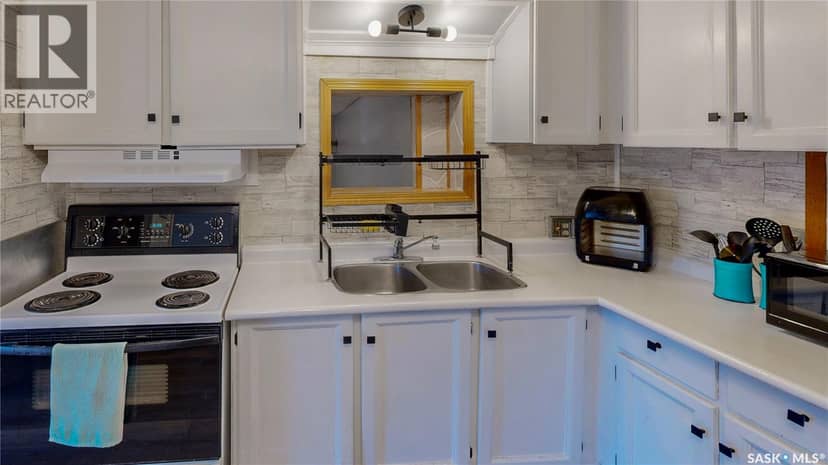 358 Main STREET — photo 13 of 36