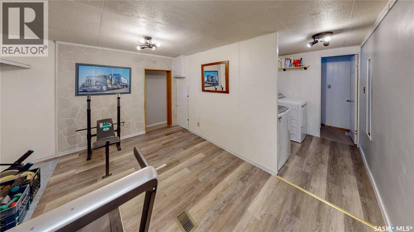 358 Main STREET — photo 17 of 36