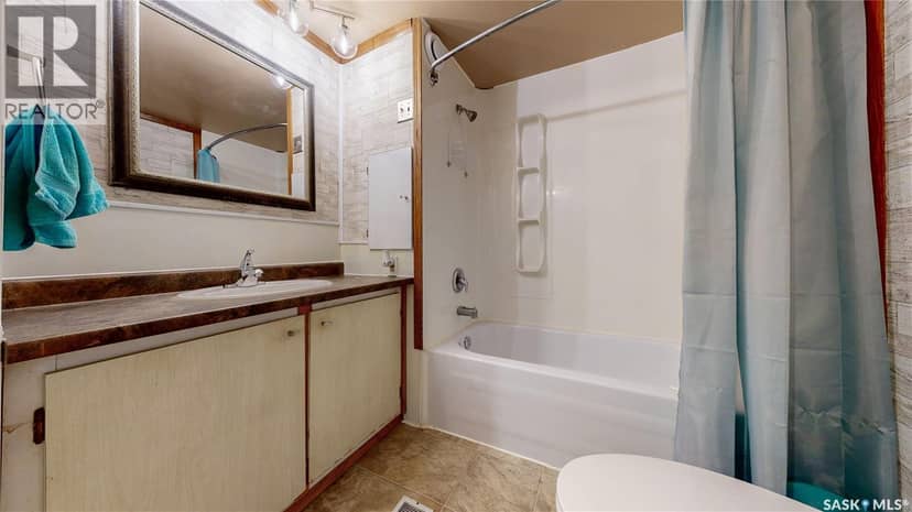358 Main STREET — photo 18 of 36