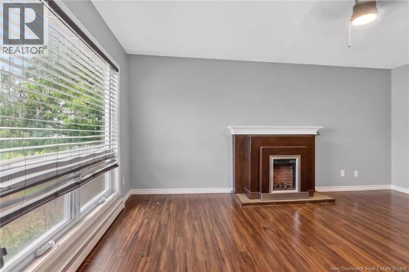 149 Broadway Street — photo 10 of 38