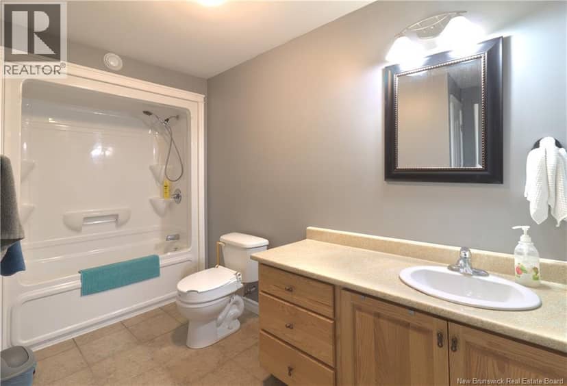8 Hallihan Drive — photo 37 of 40