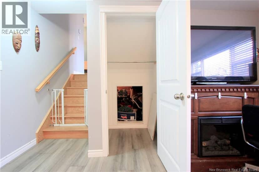 8 Hallihan Drive — photo 30 of 40