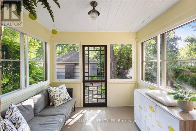 941 Waterloo Street — photo 12 of 40