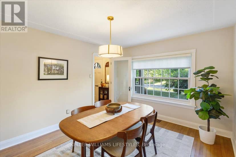 941 Waterloo Street — photo 16 of 40