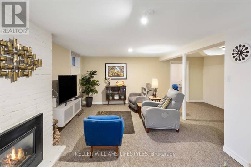 941 Waterloo Street — photo 31 of 40