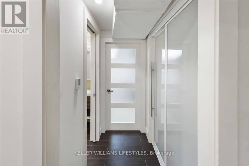 941 Waterloo Street — photo 37 of 40
