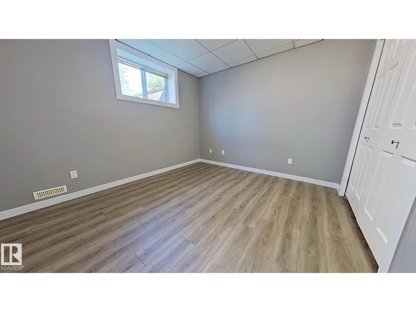 272 Bussieres DR — photo 16 of 28
