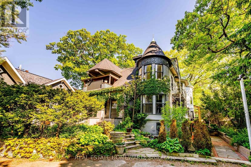 3025 Queen Street E, Toronto, photo 2