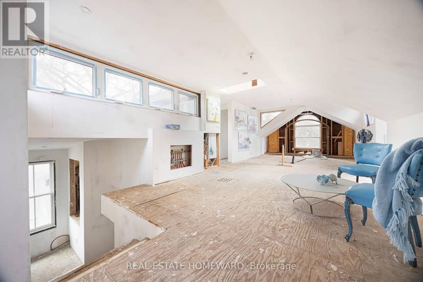 3025 Queen Street E, Toronto, photo 8