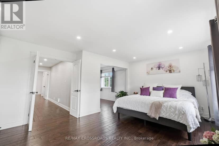 5050 William Street — photo 33 of 40
