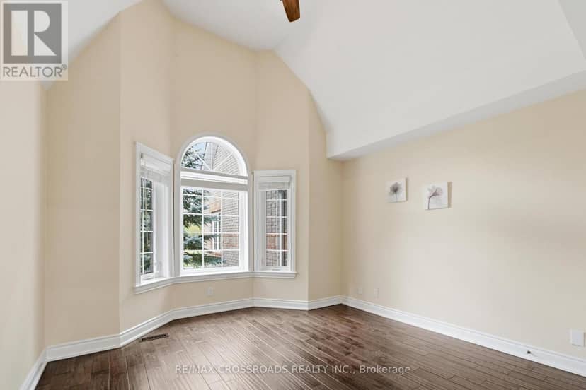 5050 William Street — photo 35 of 40