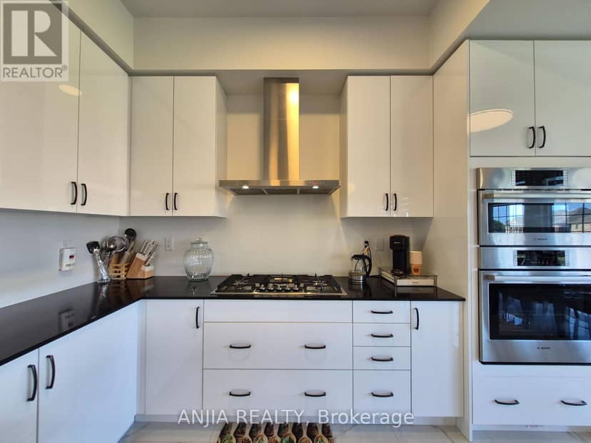 50 Meadow Vista Crescent — photo 19 of 40