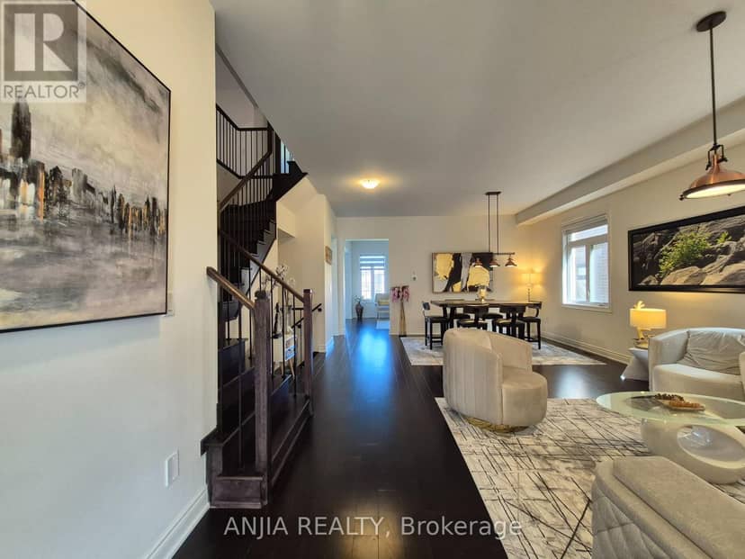 50 Meadow Vista Crescent — photo 9 of 40