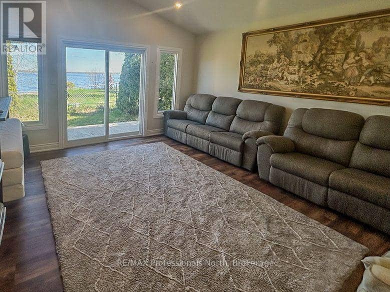 652 Robel Drive — photo 18 of 40