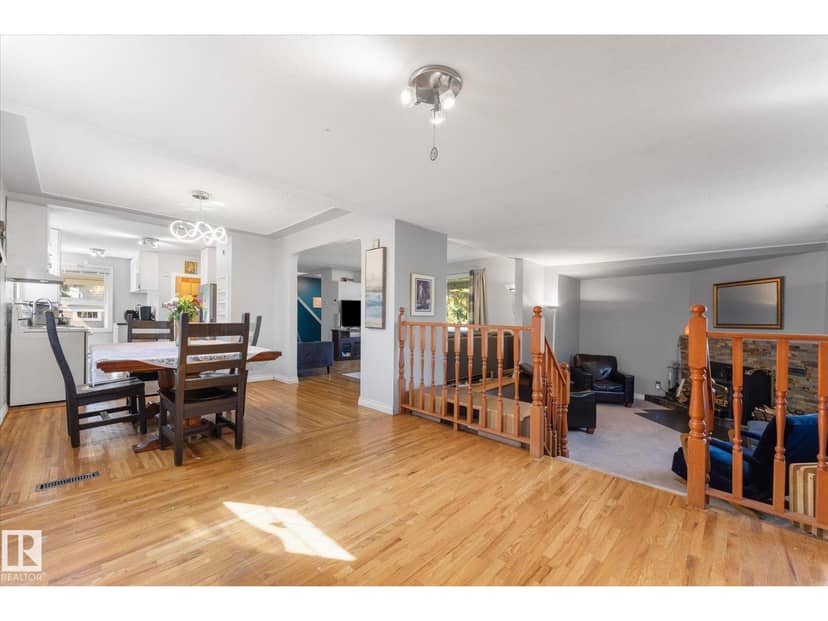 6054 107A ST NW — photo 9 of 40