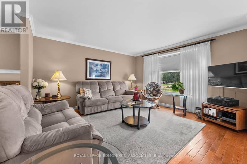 626 Moss Drive — photo 8 of 40