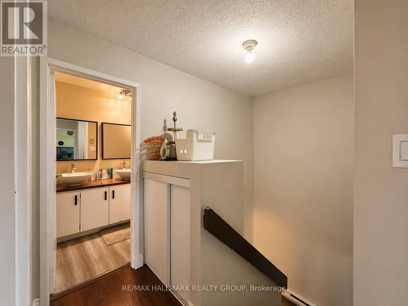 163 - 825 Cahill Drive W — photo 12 of 16