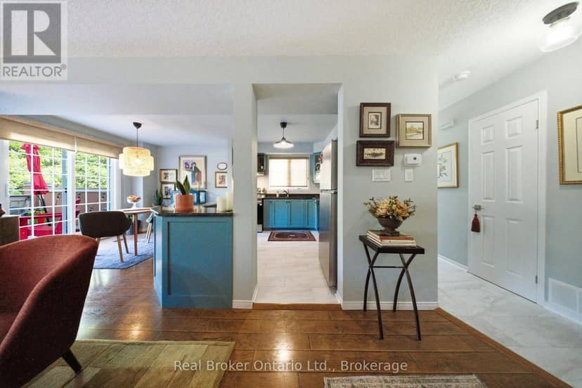 37 - 941 Gordon Street — photo 17 of 40