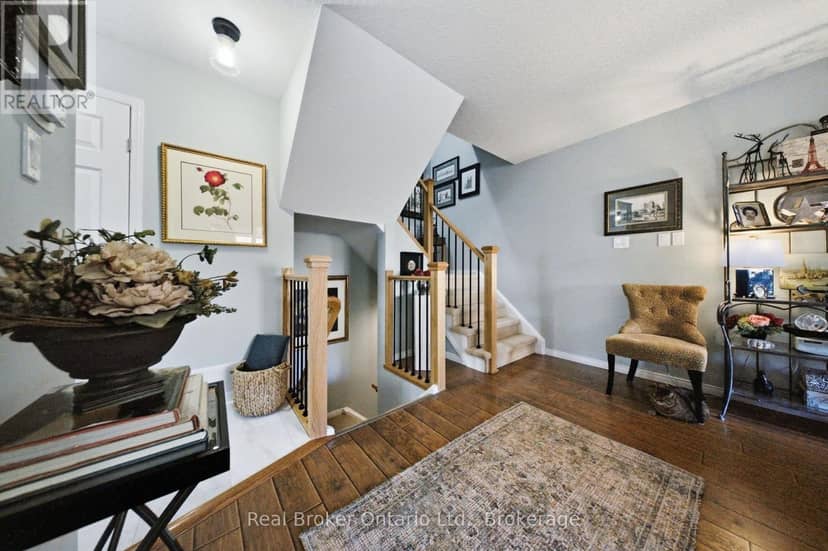 37 - 941 Gordon Street — photo 21 of 40
