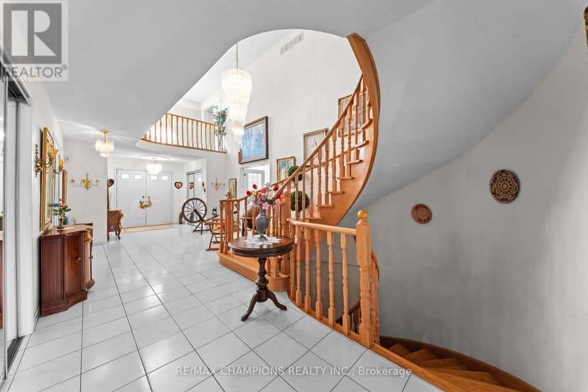 4047 Countryside Drive — photo 11 of 40