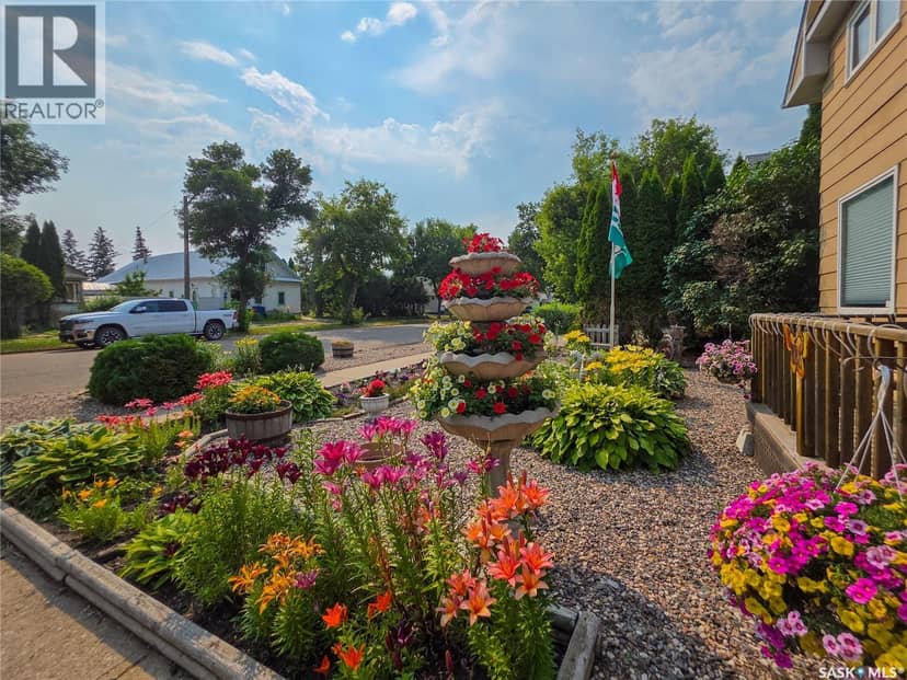 234 5th AVENUE W, Melville, photo 4